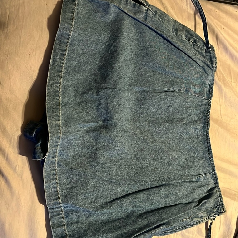 Women’s denim mini skort size 13/14